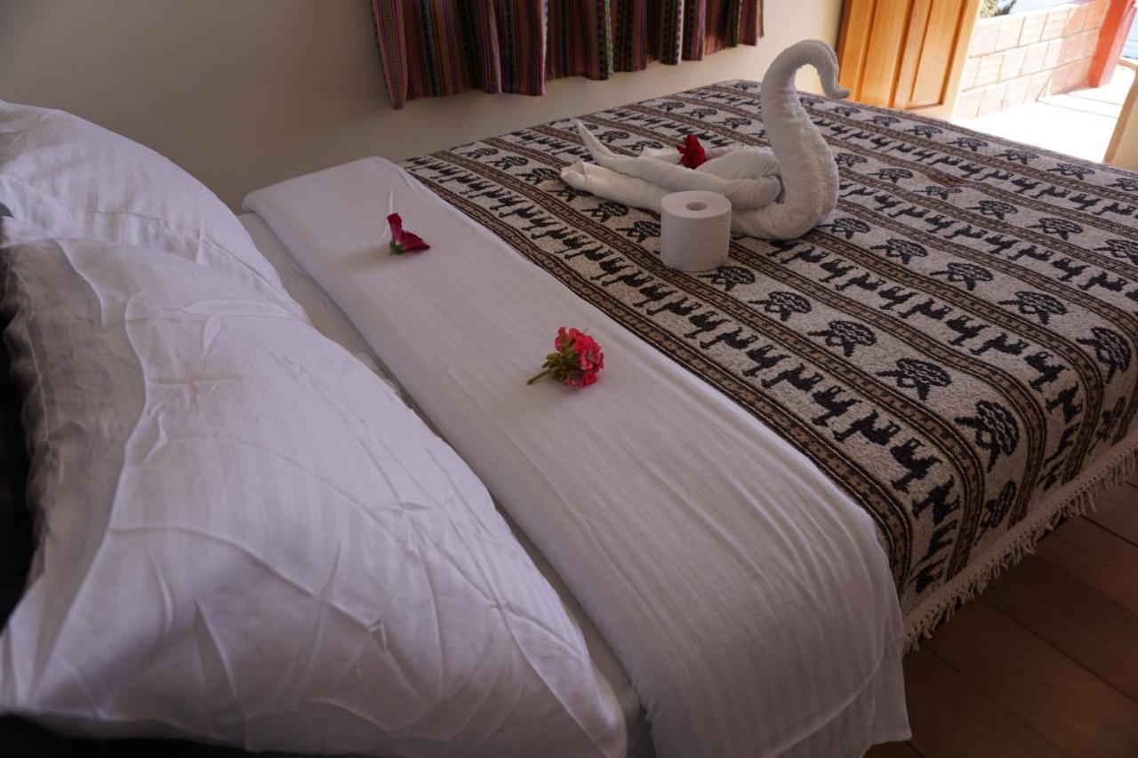 Tikawasi Homestay Comunidad Pueblo Isla Amantani José Luis Ocosuyo Extérieur photo
