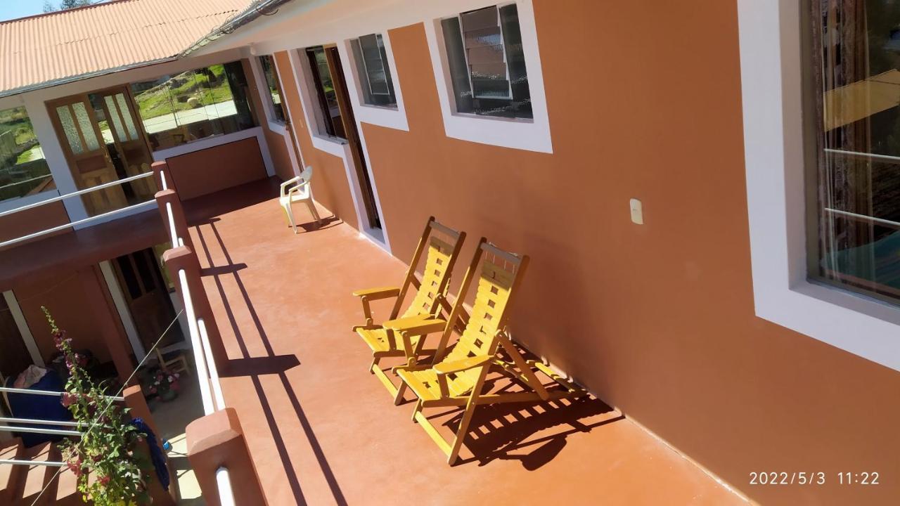 Tikawasi Homestay Comunidad Pueblo Isla Amantani José Luis Ocosuyo Extérieur photo